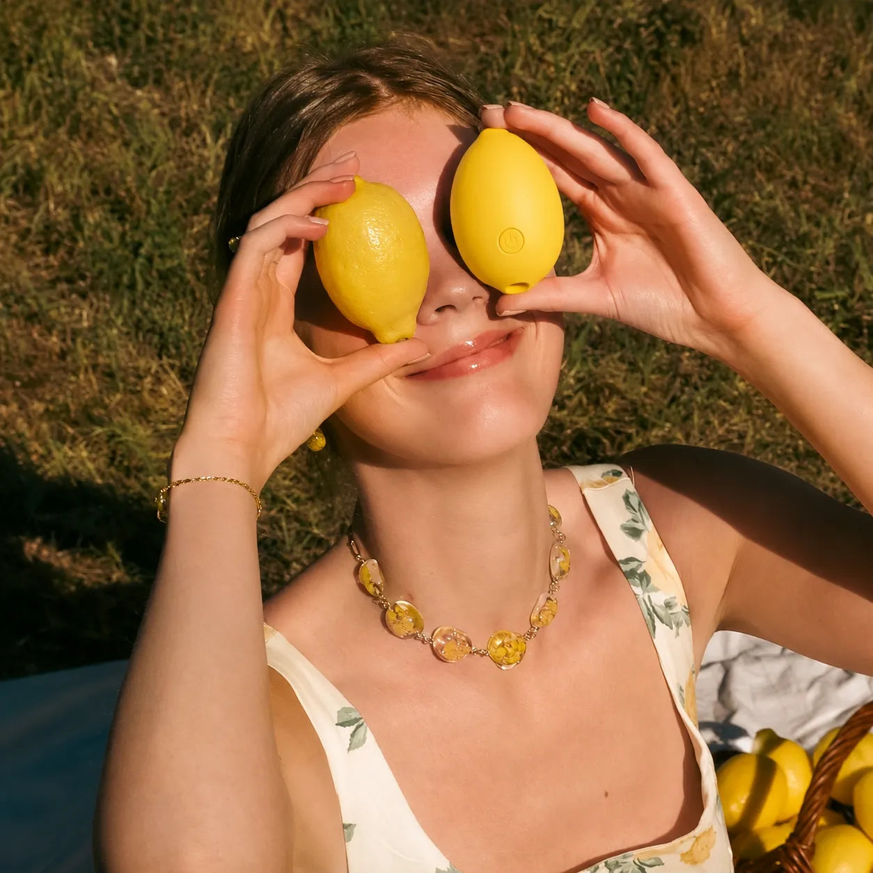 Lemon Air Pulse Clitoral Massager | 12 Intensities & Patterns